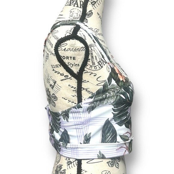 EleVen Venus Williams L Tropicana Floral Sports Bra Crossback Stretch NWT - Picture 3 of 11